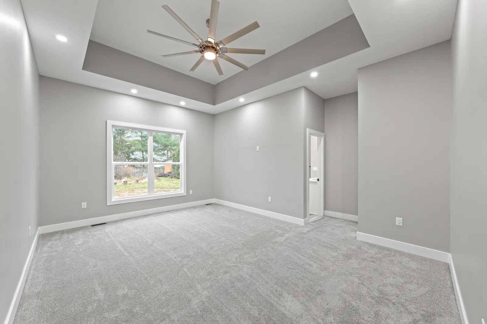 138 Nottingham spacious bedroom Tallmadge Ohio