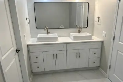 Bathroom vanity and sinks in Cleveland Ohio