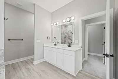 Master bathroom alternate view - custom home in Tallmadge Ohio