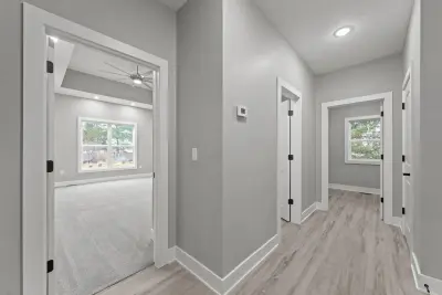 Hallway - custom home in Tallmadge Ohio