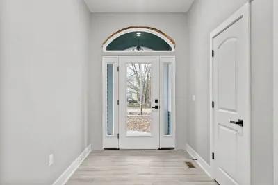 Interior entry door - custom home in Tallmadge Ohio