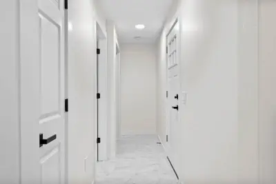 Hallway view - custom home in Twinsburg Ohio