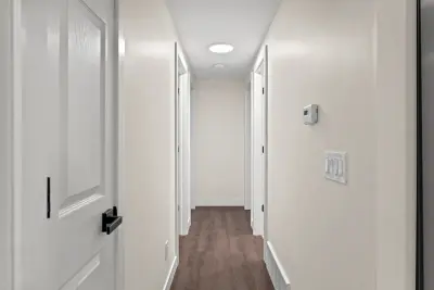 Hallway - custom home in Twinsburg Ohio