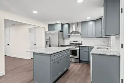 Kitchen island and cabinets - custom home in Twinsburg Ohio